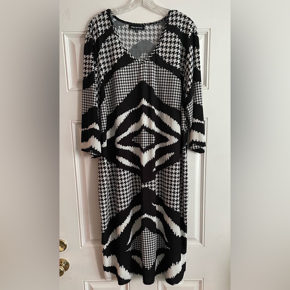 💙 Mlle Gabrielle beautiful print dress. Size 3X